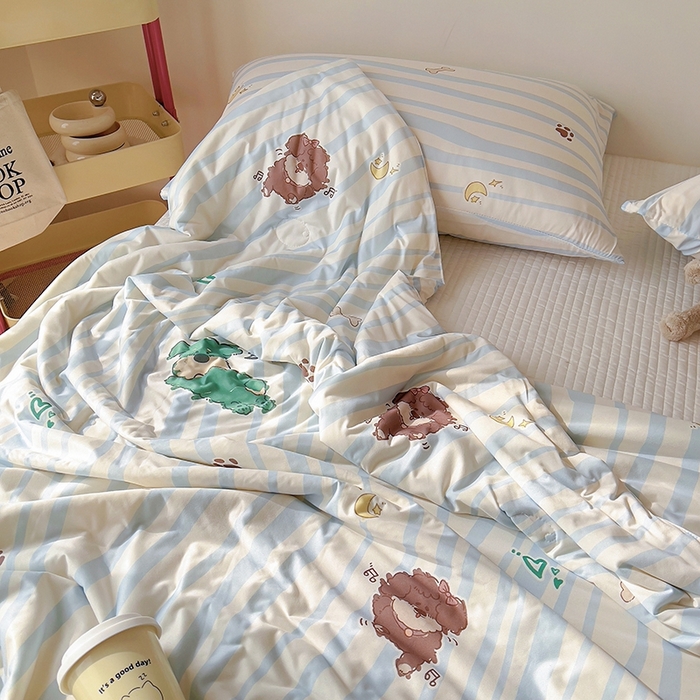 91家纺网 家纺一手货源 找家纺 木堇家居 2024新款10%大豆纤维针织棉夏被 爱心狗狗