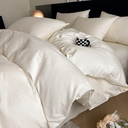 91家纺网 家纺一手货源 找家纺 莱登卡奴 2024新款全棉A类水洗棉提花三层纱四件套 巴洛克-奶昔白