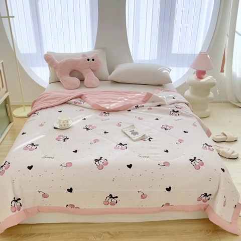 91家纺网 家纺一手货源 找家纺 金麦 2024新款A类有氧提花泡泡棉夏被 粉樱桃