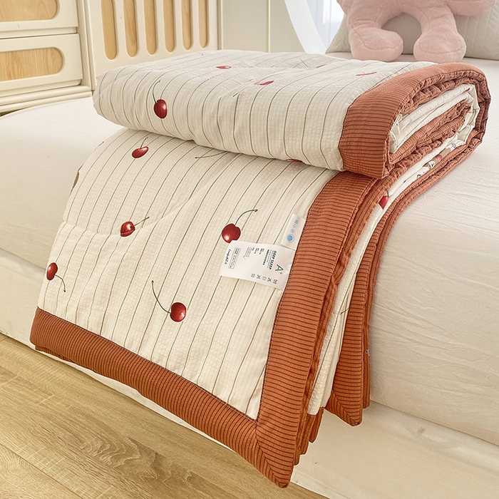 91家纺网 家纺一手货源 找家纺 金麦 2024新款A类有氧提花泡泡棉夏被 车厘子