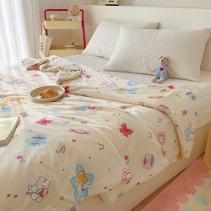 91家纺网 家纺一手货源 找家纺 木堇家居 2024新款10%大豆纤维针织棉夏被 浅时光