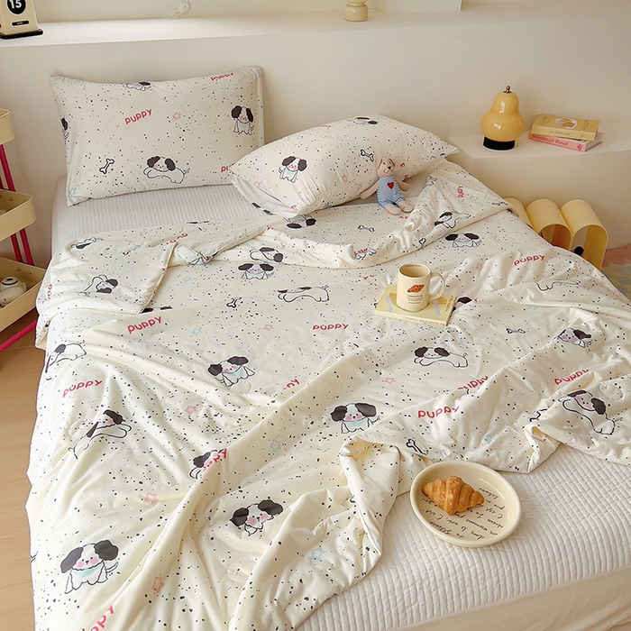 91家纺网 家纺一手货源 找家纺 木堇家居 2024新款10%大豆纤维针织棉夏被 斑点狗狗