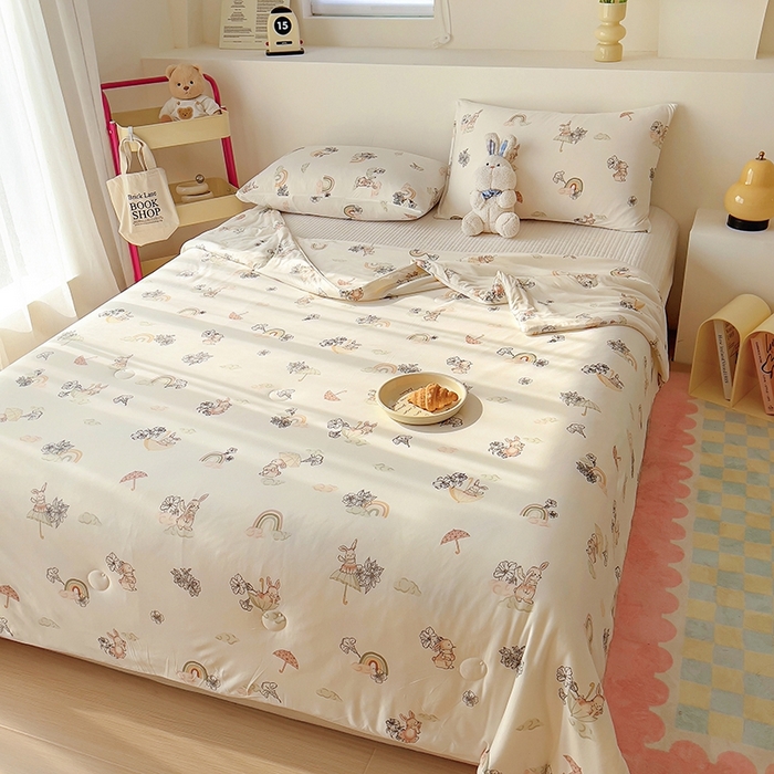 91家纺网 家纺一手货源 找家纺 木堇家居 2024新款10%大豆纤维针织棉夏被 彩虹小兔