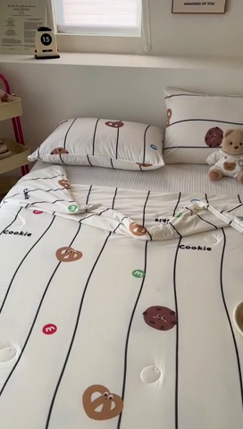 91家纺网 家纺一手货源 找家纺 木堇家居 2024新款10%大豆纤维针织棉夏被 条纹曲奇