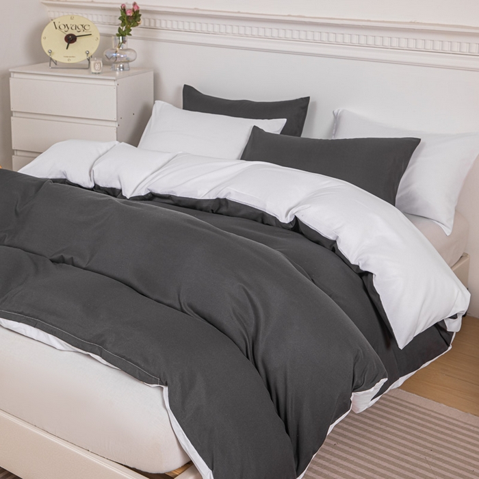 91家纺网 家纺一手货源 找家纺 莎臣豹 2025新款水洗棉磨毛纯色双拼简约风撞色单品被套 高雅灰爱上纯情白