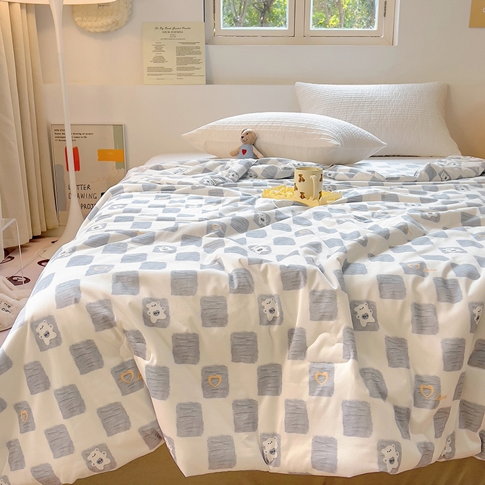 91家纺网 家纺一手货源 找家纺 木堇家居 2024新款10%大豆纤维针织棉夏被 魔方小熊