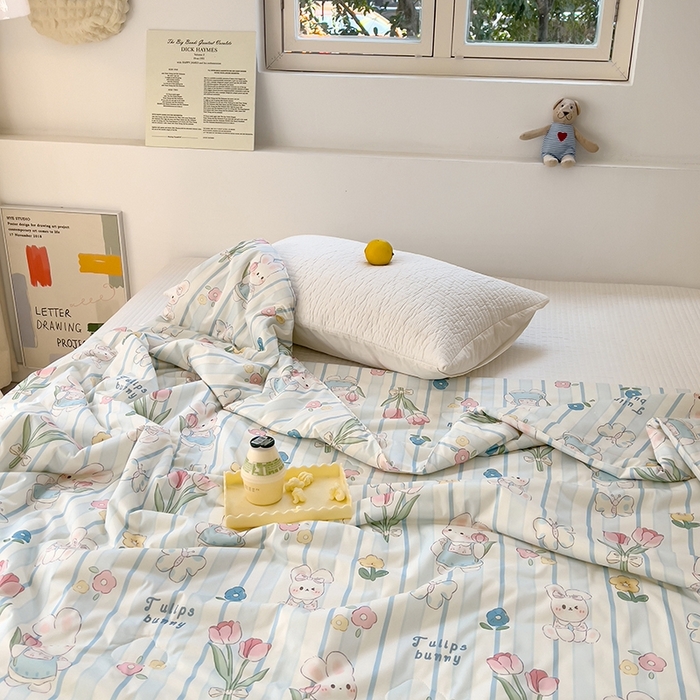 91家纺网 家纺一手货源 找家纺 木堇家居 2024新款10%大豆纤维针织棉夏被 蝴蝶兔兔