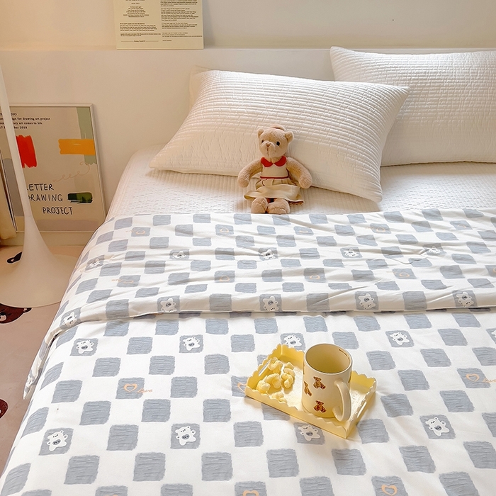 91家纺网 家纺一手货源 找家纺 木堇家居 2024新款10%大豆纤维针织棉夏被 魔方小熊