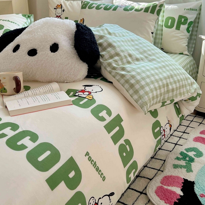 91家纺网 家纺一手货源 找家纺 星座家纺 2025新款40s全棉卡通印花四件套 字母帕恰狗