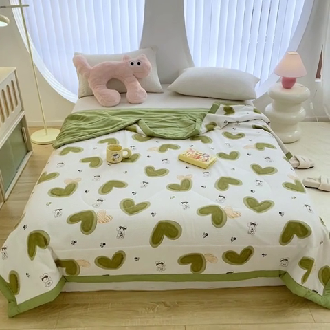 91家纺网 家纺一手货源 找家纺 金麦 2024新款A类有氧提花泡泡棉夏被 甜心绿