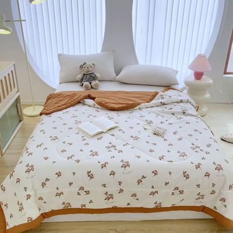 91家纺网 家纺一手货源 找家纺 金麦 2024新款A类有氧提花泡泡棉夏被 花茶