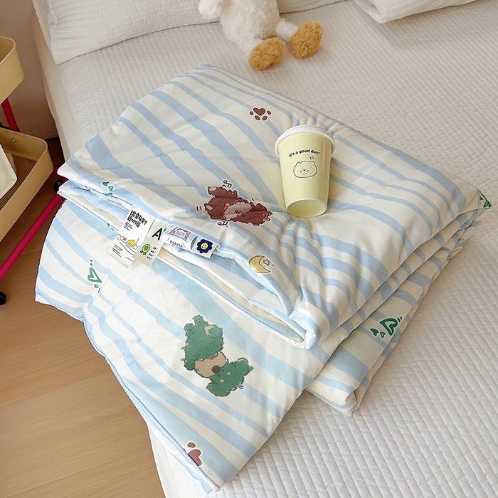 91家纺网 家纺一手货源 找家纺 木堇家居 2024新款10%大豆纤维针织棉夏被 爱心狗狗