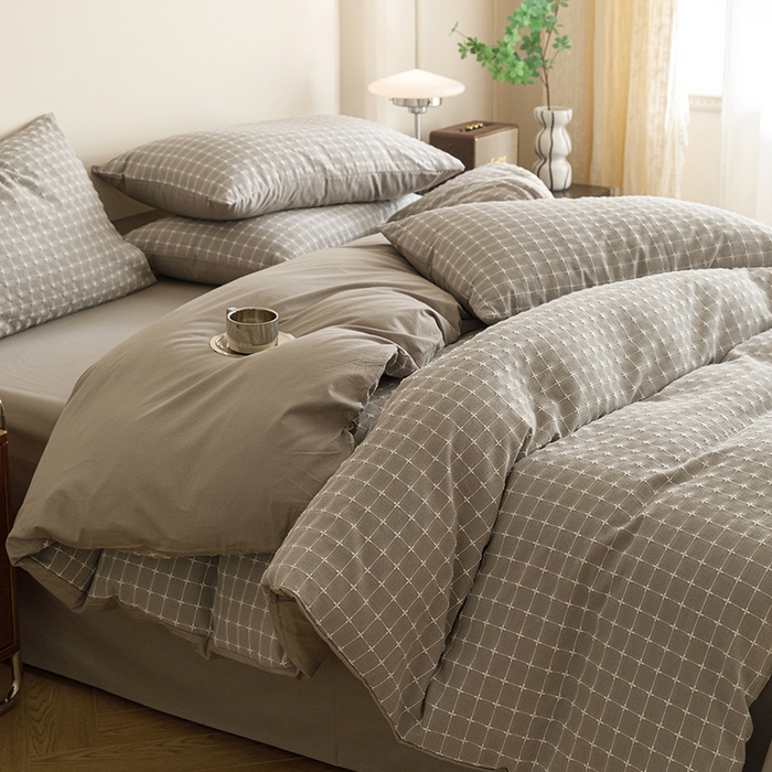 91家纺网 家纺一手货源 找家纺 蜜柚 2024新款全棉色织水洗提花四件套 山灰