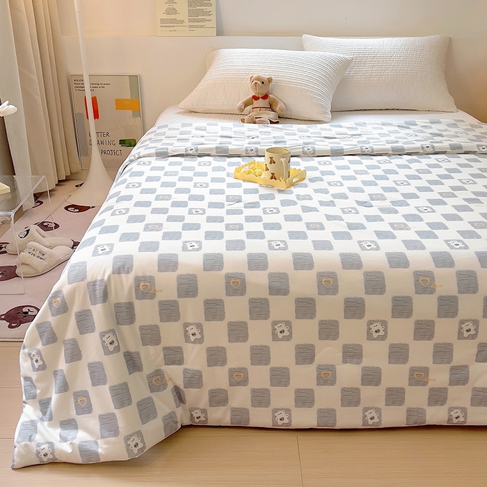 91家纺网 家纺一手货源 找家纺 木堇家居 2024新款10%大豆纤维针织棉夏被 魔方小熊