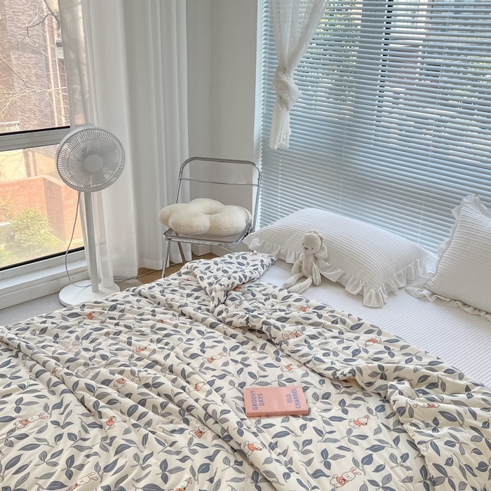 91家纺网 家纺一手货源 找家纺 木堇家居 2024新款10%大豆纤维针织棉夏被 兔融融