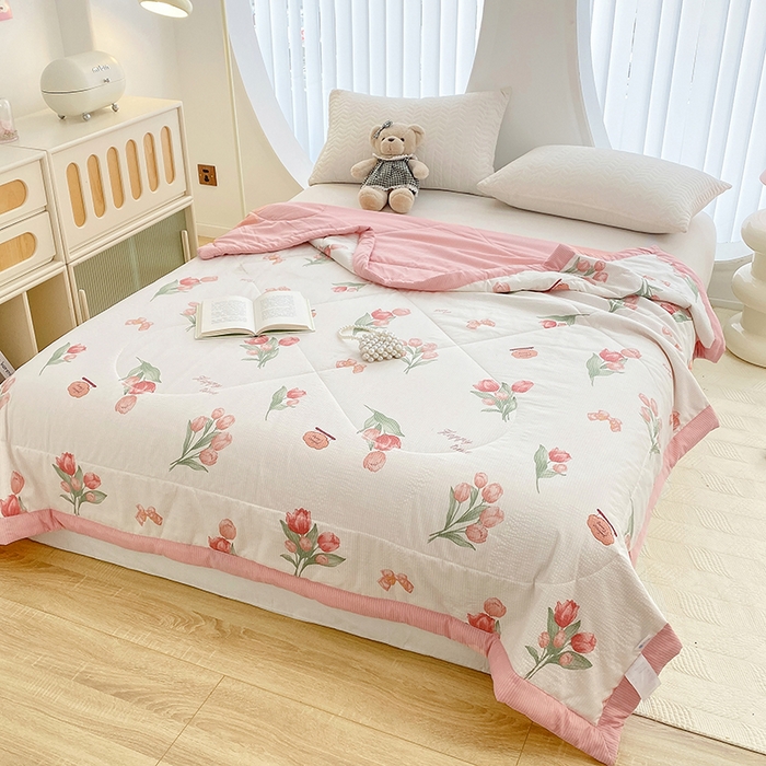 91家纺网 家纺一手货源 找家纺 金麦 2024新款A类有氧提花泡泡棉夏被 倾心