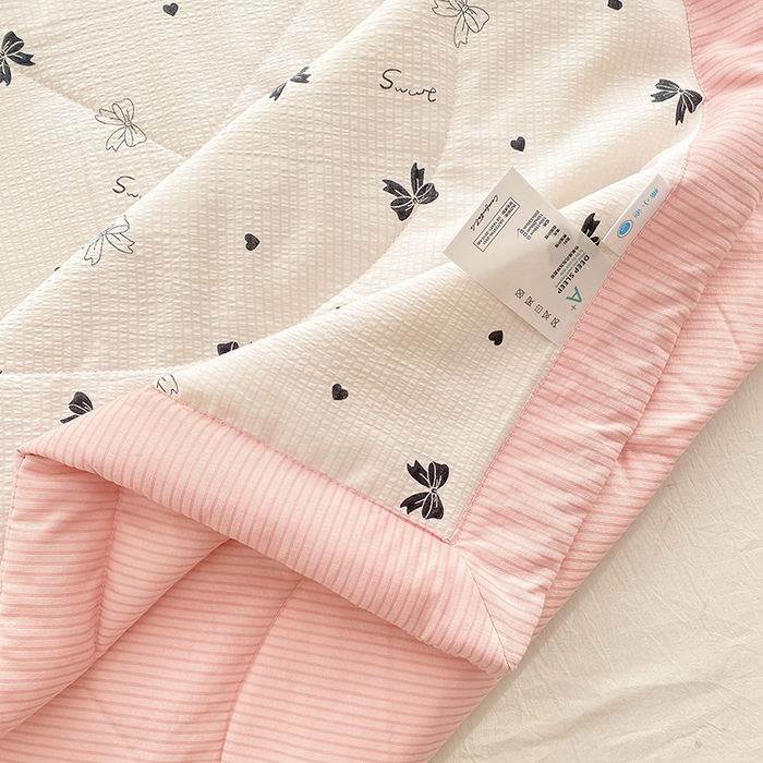 91家纺网 家纺一手货源 找家纺 金麦 2024新款A类有氧提花泡泡棉夏被 蝴蝶结