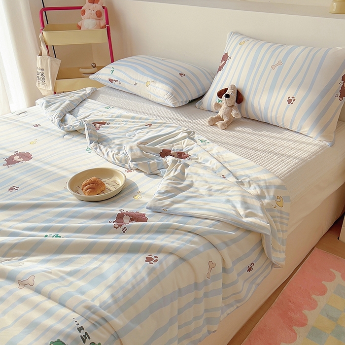 91家纺网 家纺一手货源 找家纺 木堇家居 2024新款10%大豆纤维针织棉夏被 爱心狗狗