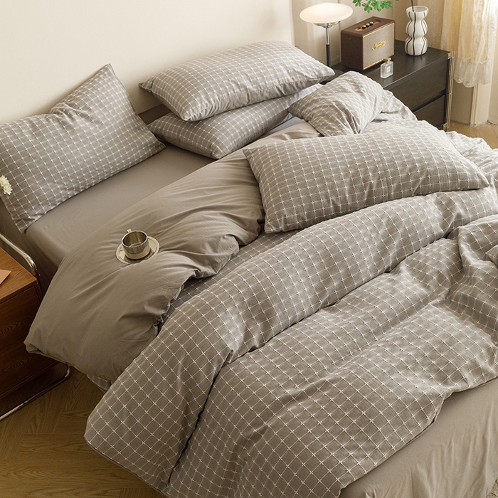 91家纺网 家纺一手货源 找家纺 蜜柚 2024新款全棉色织水洗提花四件套 山灰