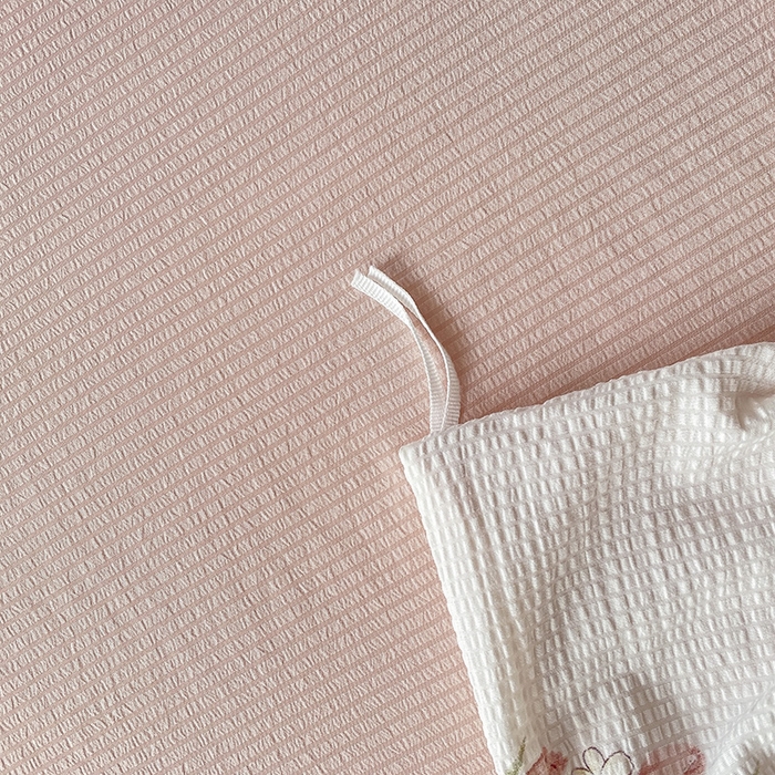 91家纺网 家纺一手货源 找家纺 寐时代 2024新款A类有氧提花水洗泡泡棉四件套 小情歌