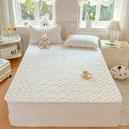 91家纺网 家纺一手货源 找家纺 尊康家纺（原磊科） 2024新款亲肤舒适原棉抗菌棉夏被四件套 彩条-米白