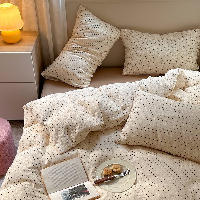 91家纺网 家纺一手货源 找家纺 萝莉家纺 2025新款全棉双层皱皱纱四件套 黑波点