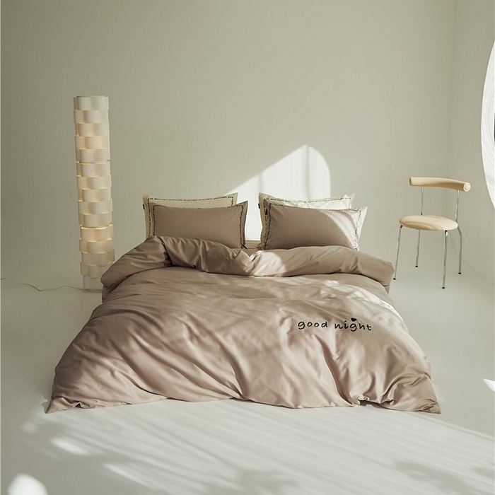 91家纺网 家纺一手货源 找家纺 新款高密全棉绣花四件套--晚安系列 常规版 晚安-脏脏粉