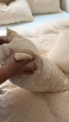 91家纺网 家纺一手货源 找家纺 萝莉家纺 2025新款全棉双层皱皱纱四件套 彩色波点