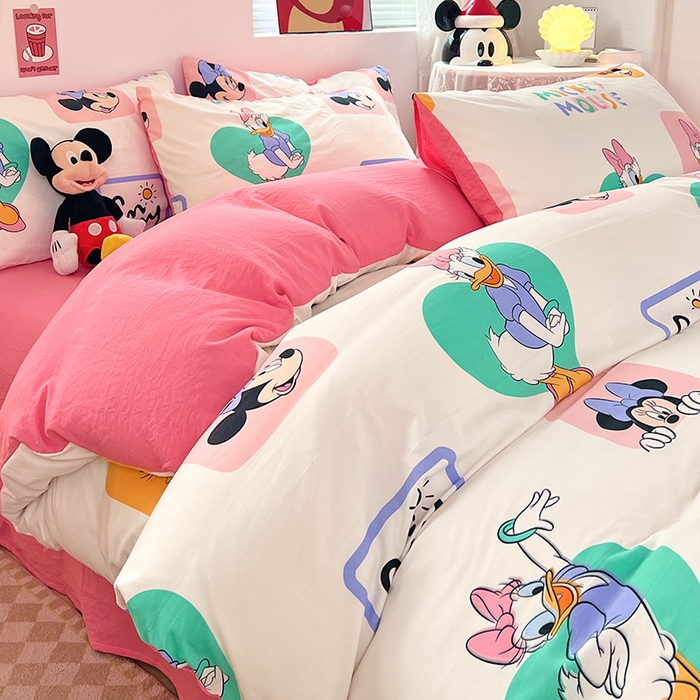 91家纺网 家纺一手货源 找家纺 卡斯诺 2025新款A类迪士尼水洗棉印花四件套（下载包包含买家秀） 甜蜜伙伴