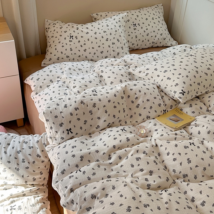 91家纺网 家纺一手货源 找家纺 萝莉家纺 2025新款全棉双层皱皱纱四件套 黑玫瑰