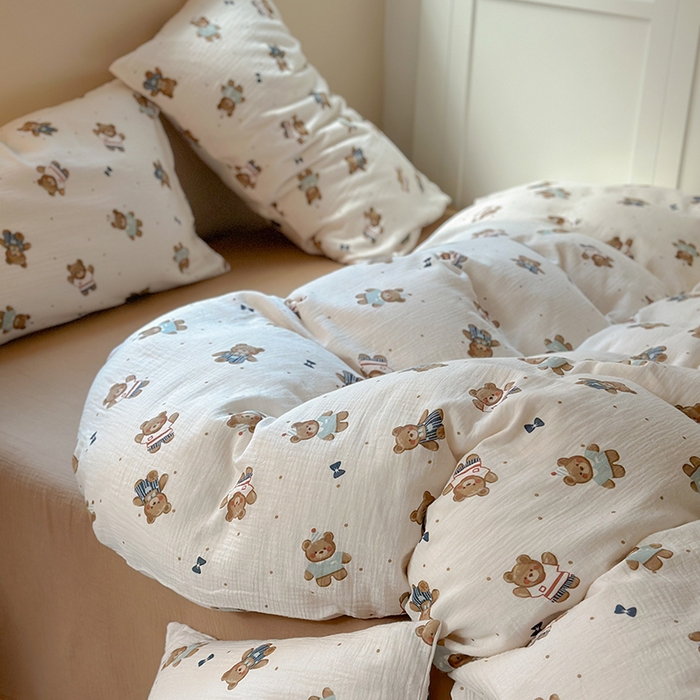 91家纺网 家纺一手货源 找家纺 萝莉家纺 2025新款全棉双层皱皱纱四件套 绅士熊