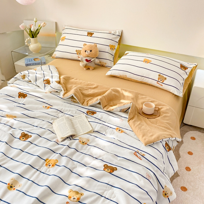 91家纺网 家纺一手货源 找家纺 憨豆 2025直播代发泡泡云朵棉印花夏被四件套系列 条纹熊