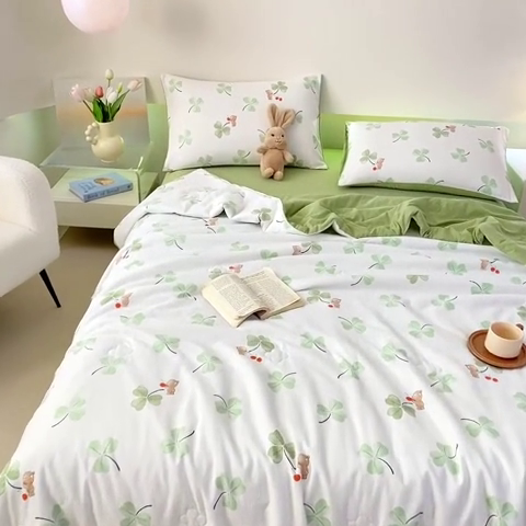 91家纺网 家纺一手货源 找家纺 憨豆 2025直播代发泡泡云朵棉印花夏被四件套系列 幸运熊-绿