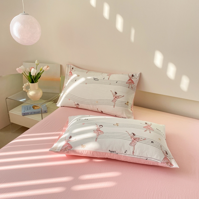 91家纺网 家纺一手货源 找家纺 憨豆 2025直播代发泡泡云朵棉印花夏被四件套系列 芭蕾女孩