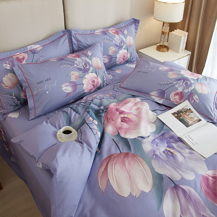 91家纺网 家纺一手货源 找家纺 格里芬家纺 2025新款全棉大版13372纯棉印花四件套 花香溢彩-紫