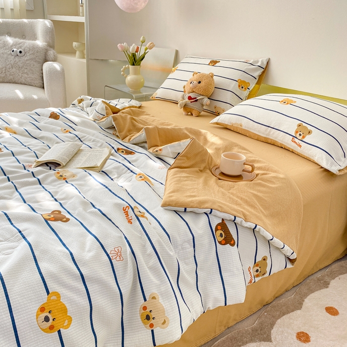 91家纺网 家纺一手货源 找家纺 憨豆 2025直播代发泡泡云朵棉印花夏被四件套系列 条纹熊