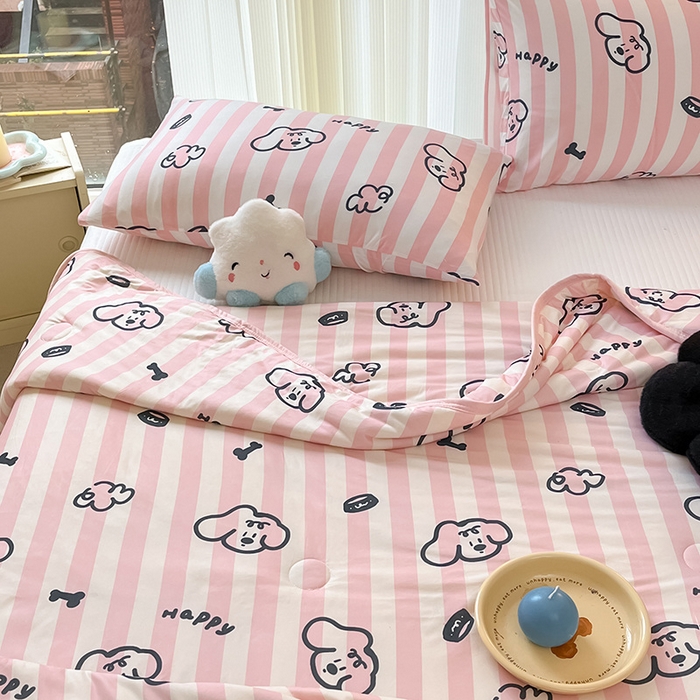 91家纺网 家纺一手货源 找家纺 桃子家居 2024新款A类高品质牛奶丝软糯针织棉夏被 针织棉-条纹狗狗粉