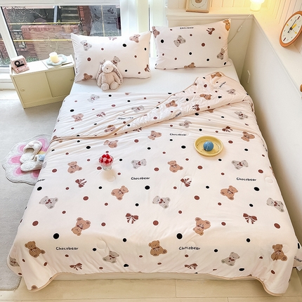 91家纺网 家纺一手货源 找家纺 （总）桃子家居 2024新款A类高品质牛奶丝软糯针织棉夏被