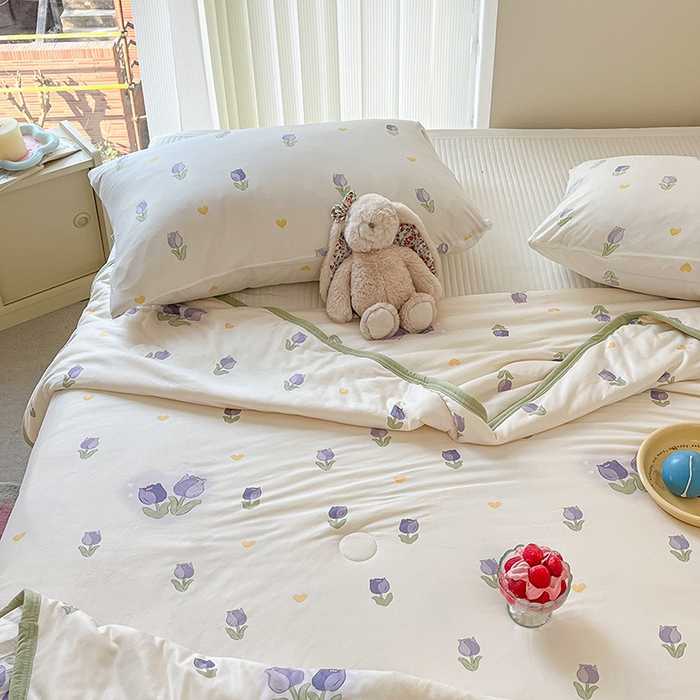 91家纺网 家纺一手货源 找家纺 桃子家居 2024新款A类高品质牛奶丝软糯针织棉夏被 针织棉-奶油郁金香紫