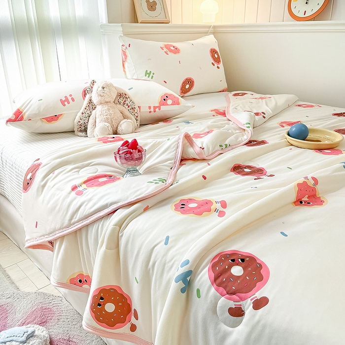 91家纺网 家纺一手货源 找家纺 桃子家居 2024新款A类高品质牛奶丝软糯针织棉夏被 针织棉-甜甜圈