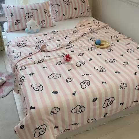 91家纺网 家纺一手货源 找家纺 桃子家居 2024新款A类高品质牛奶丝软糯针织棉夏被 针织棉-条纹狗狗粉