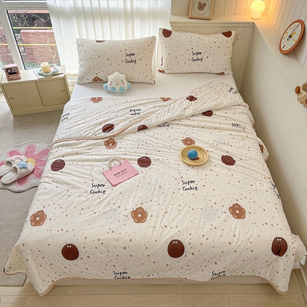 91家纺网 家纺一手货源 找家纺 （总）桃子家居 2024新款A类高品质牛奶丝软糯针织棉夏被