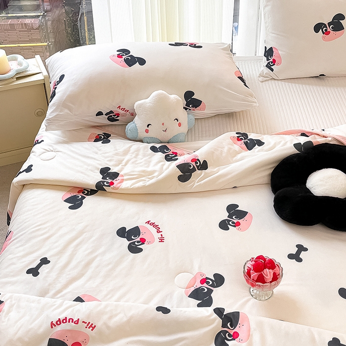 91家纺网 家纺一手货源 找家纺 桃子家居 2024新款A类高品质牛奶丝软糯针织棉夏被 针织棉-恰恰狗