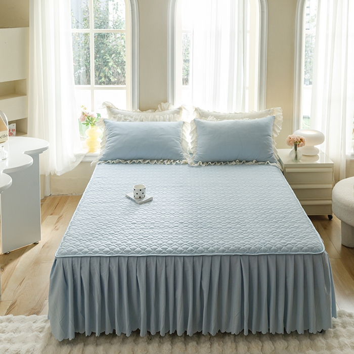 91家纺网 家纺一手货源 找家纺 绒世界 绒世界 2025新款四季款夹棉泡泡纱床裙床笠被套四件套 慕蓝