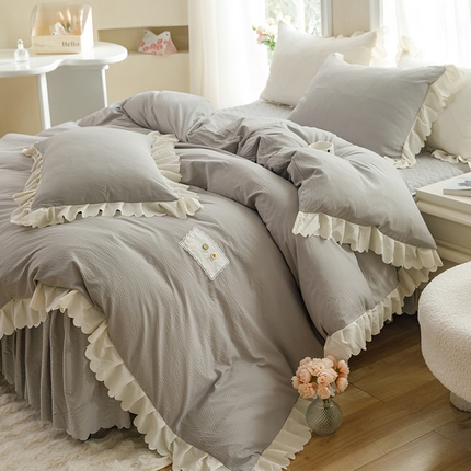 欧冠家纺 2024新款四季款夹棉泡泡纱床裙床笠被套四件套 浅灰