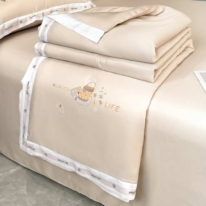 91家纺网 家纺一手货源 找家纺 欧冠家纺 2024新款大牌风水洗真丝绣花床笠被套夏被四件套 路易系列 路易-香槟