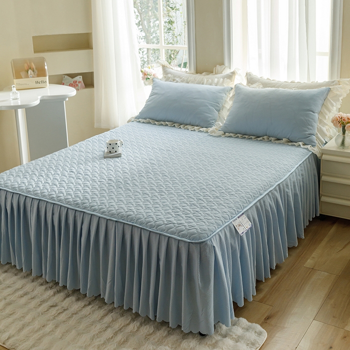 91家纺网 家纺一手货源 找家纺 绒世界 绒世界 2025新款四季款夹棉泡泡纱床裙床笠被套四件套 慕蓝