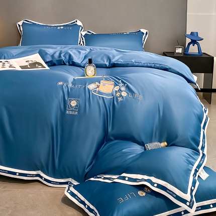 91家纺网 家纺一手货源 找家纺 （总）绒世界 2025新款大牌风60S水洗真丝刺绣床笠被套四件套香奈系列