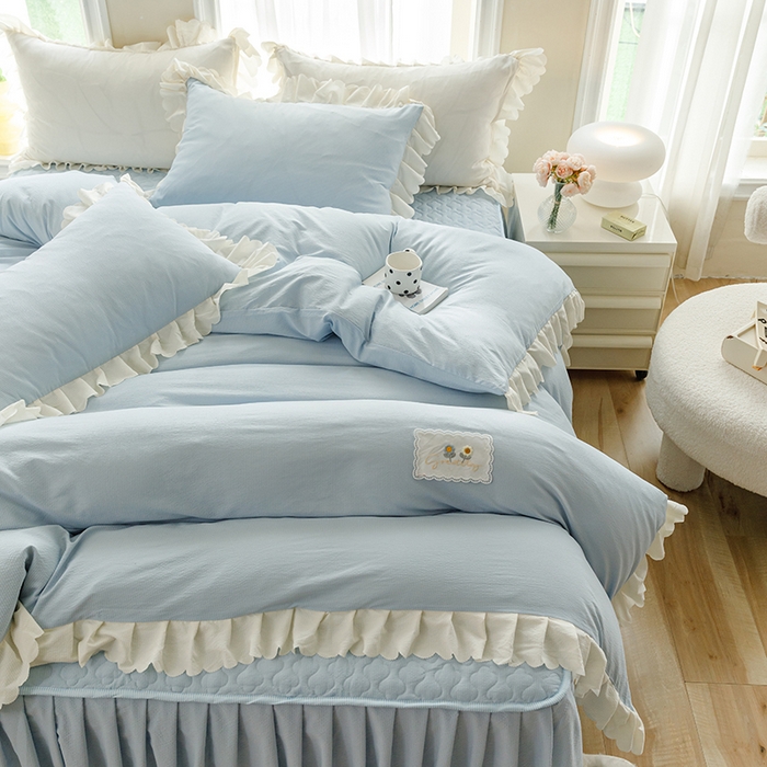 91家纺网 家纺一手货源 找家纺 绒世界 绒世界 2025新款四季款夹棉泡泡纱床裙床笠被套四件套 慕蓝