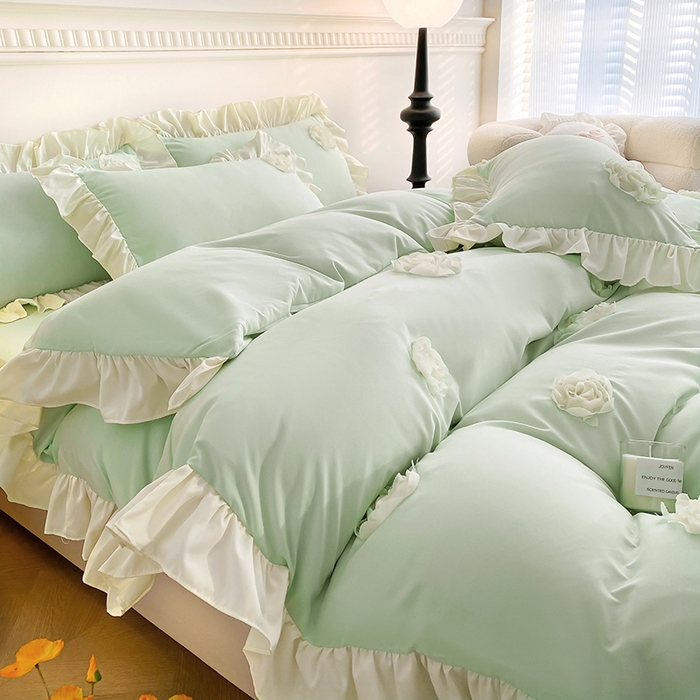 91家纺网 家纺一手货源 找家纺 水洗亲肤棉立体刺绣四件套公主风四件套 百花齐放-浅绿